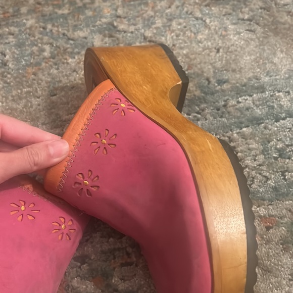 Vintage Tommy Hilfiger Clogs Size 7.5 - Picture 6 of 8